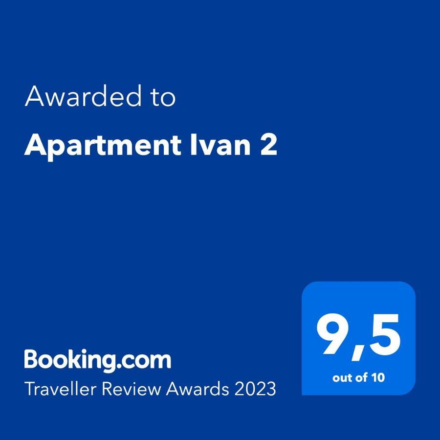 Apartment Ivan 2 Funtana Bagian luar foto